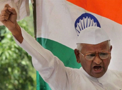 Anna Hazare announces Lokpal combat on government