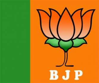BJP draws swords with Congress on T!
