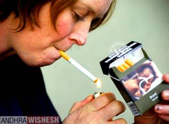 Talking cigarette packets may help smokers