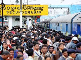 Sankranti: trains, buses jampacked 