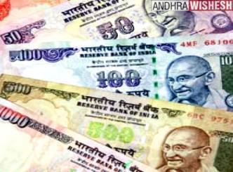 Indian rupee declines record low!