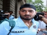 Karnal., Karnal., cricketer harbhajan singh robbed on road car damaged, Harbhajan