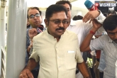 Election Commission, Two Leaves, aiadmk leader ttv dinakaran aide brought to chennai by delhi police, Dmk leader