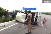 Balineni Srinivas Reddy car accident, AP minister convoy accident, one dead in ap minister s car accident on orr hyderabad, Bali