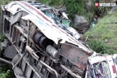 bus, passengers, bus falls into 200 foot valley 24 injured 2 killed, Apsrtc