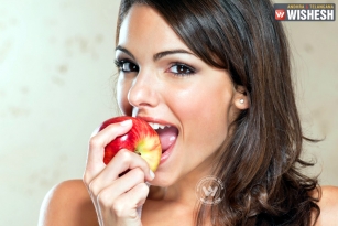 An apple a day may also keep pharmacist away, study revealed