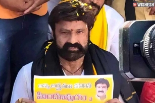 Balakrishna stages a protest for Hindupur