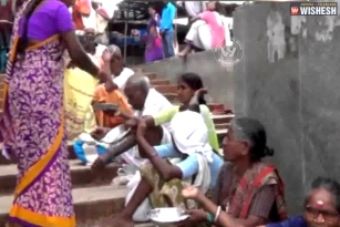 Beggars reject AP government&rsquo;s Rs 5000, they can earn this amount in one day