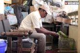Sekhar Parrot feeder, Chennai Bird Man, the bird man pride of chennai, Feed