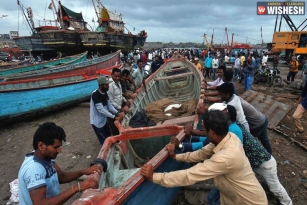 Cyclone Vayu: Three Lakh People Evacuated