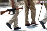 robbery, constable, delhi police constable shot while trying to save couple, Delhi police