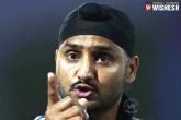 Team India, Harbhajan Singh, spinner bhajji lashes out at jet airways pilot for racial discrimination, Pilot