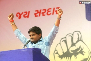 Lollipop movement: Hardik Patel fresh protest against Gujarat govt.