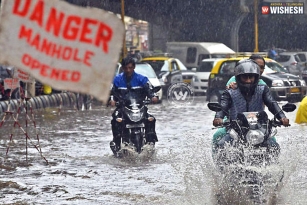 Heavy Rains hit Mumbai Badly