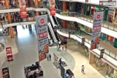 Hyderabad shopping malls, Hyderabad shops, malls wear a deserted look in hyderabad, E shopping