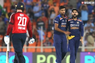 India Loses the First T20 for England