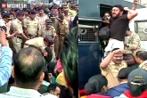 Mumbai protests, JNU violence, jnu violence protestors evicted from gateway of india, Jnu