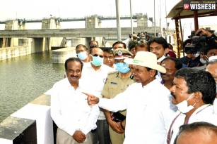 KCR Plans A New Barrage On Godavari River