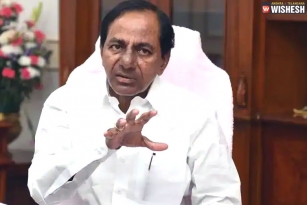 KCR to Warn 35 TRS MLAs for Under-Performing