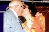 Ram Jethmalani, Ram Jethmalani kisses Leena Chandavarkar, lawyer ram jethmalani kisses actress, 24 kisses