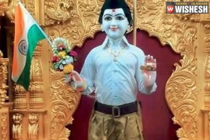 Temple Authorities Dress Up Lord Idol in RSS Uniform