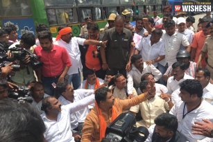K&rsquo;taka BJP Workers Detained For Carrying Out A Bike Rally