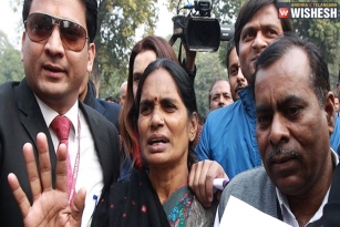 Nirbhaya Parents Wants The Convicts To Be Hanged Soon