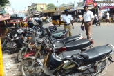 traffic police, Vijayawada, parking in vijayawada is a big problem, No parking