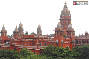 Madras HC To Hear Plea Of 18 Disqualified MLAs Tomorrow