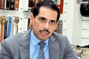 Robert Vadra&rsquo;s land deals to be investigated by an exclusive panel