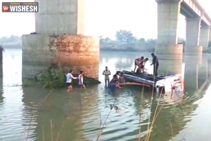 30 Dead In Rajasthan After A Bus Falls Into A River
