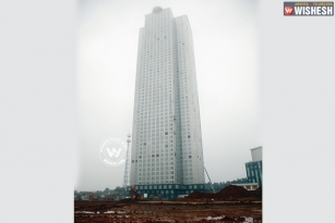 Set up of 57 story sky scraper in 19 days
