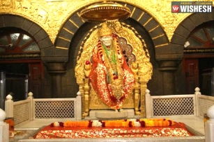 Rs 28 lakh Worth Gold Crown Donated by Italian Women to Shirdi Saibaba Temple