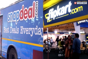 Snapdeal and Fipkart, trolls each other
