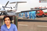 Sonu Sood breaking news, Sonu Sood airlift, sonu sood gets a coronavirus girl airlifted from nagpur to hyderabad, Hyderabad