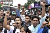 Hyderabad, Hyderabad, students demand foot over bridge protest against ghmc, Bridge