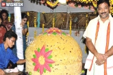 Khairatabad Ganesh, Suruchi foods, suruchi foods to make laddu weighing 12 500 kg, Suruchi foods