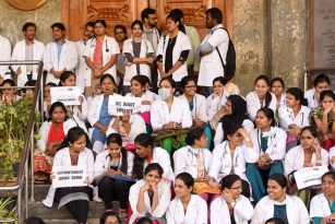 Telangana Junior Doctors serve strike notice for Government