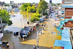 Rs 1000 Cr Loss In Telangana Due To Rains