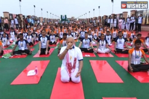 PM Modi Kick Starts Third International Yoga Day In UP