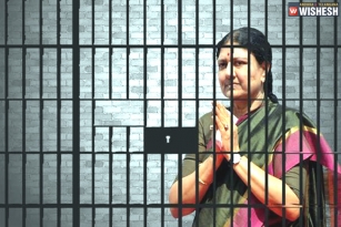 Prison Officials Admit That VK Sasikala Was Given Special Privileges : PAC