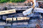 Vizianagaram Train Accident breaking updates, Vizianagaram Train Accident visuals, 13 dead and 54 injured in a train mishap in ap, Andhra pradesh