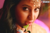 Anjali item song, Tollywoog gossips, anjali to settle as item girl, Sarrainodu