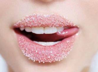 Tips for Soft Kissable Lips 