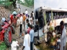 accident in Nalgonda district, Volvo bus accident, 4 killed in two road accidents in ap, Nalgonda district