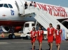 salaries paid to Kingfisher employees, Vijay Mallya, kf airlines pays salaries to employees, Liquor baron