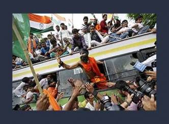 Ramdev arrested during his march to Parliament