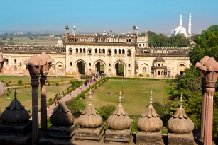Gravity Defying Palace at Lucknow