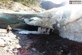 ice caves collapsing, ice caves collapsing, an ice cave roof collapse threatens tourists, Washing