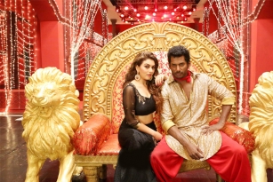 Maga Maharaju Movie Review &amp; Rating - Vishal, Hansika